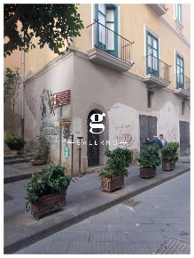 Foto Negozio in Portacatena, Salerno Centro Storico - Teatro Verdi di 90 m²
