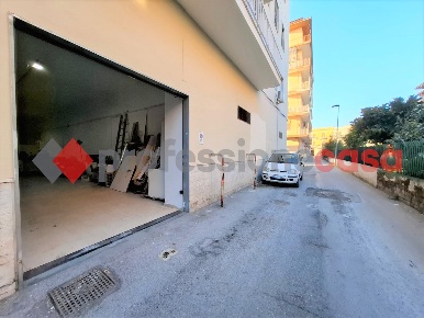 Foto Laboratorio in Via I Traversa di via Lepanto 10, Pompei Centro