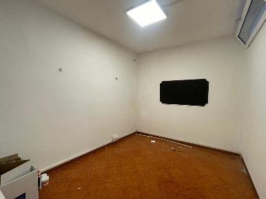 Foto Ufficio in Via giuseppe picchioni 15, Tivoli Zona Empolitana di 75 m²