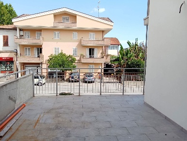 Foto Residence in Via D'Annunzio snc, Giulianova Centro di 900 m²