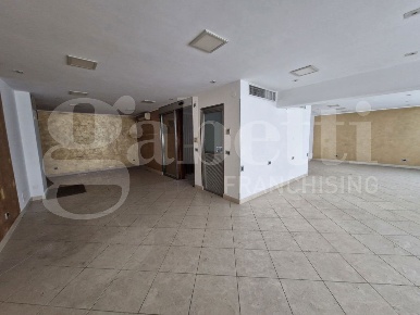 Foto Ufficio in Tukory, Palermo Oreto - Perez di 105 m² con 1 locali