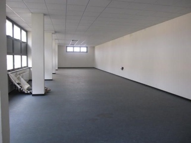 Foto Negozio in Via ADRIA Via Chieppara 59, Adria Centro di 200 m²