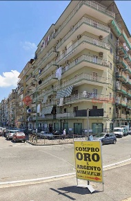 Foto Negozio in Montagna Spaccata, Napoli Pianura di 35 m² in vendita