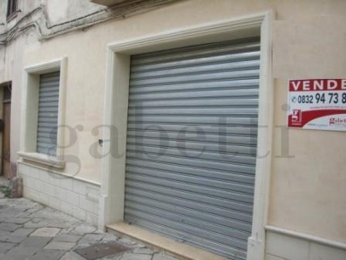 Foto Negozio in Marghetita di Savoia, Copertino di 40 m² con 1 locali