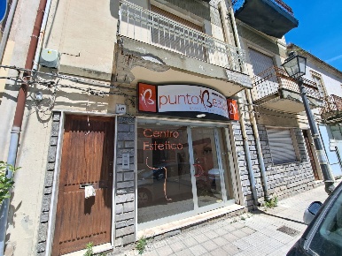 Foto Negozio in Via GARIBALDI 191, Barcellona Pozzo di Gotto Centro