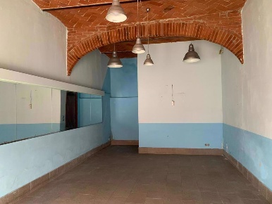 Foto Negozio in Fonte Veneziana, Arezzo Villa Severi - Cappuccini di 40 m²