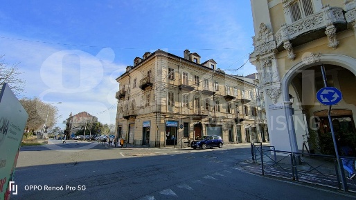 Foto Negozio in Via Repubblica 16, Biella Centro Storico di 75 m²