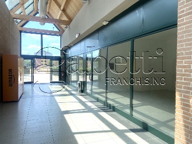 Foto Negozio in De AndrÃ¨, Ferrara Comacchio di 64 m² con 1 locali