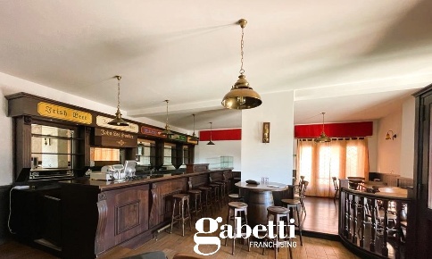 Foto Negozio in delle Palme, Calvi Risorta di 100 m² con 2 locali