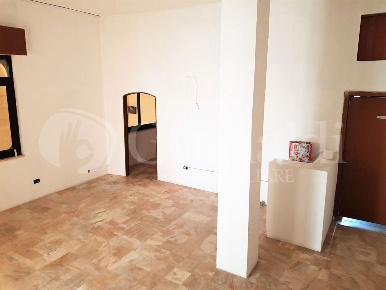 Foto Negozio in Via gramsci 0, Gallipoli Centro di 55 m² in affitto