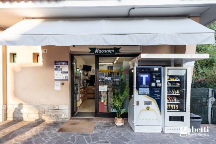 Foto Attività commerciale a Cattolica di 70 m² in vendita