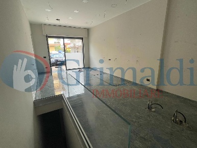 Foto Negozio in Corso ITALIA 429H, Quarto di 70 m² con 2 locali in affitto