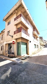 Foto Ufficio in Via Cesare Battisti 2, Castrofilippo di 173 m² con 5 locali
