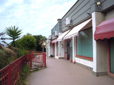 Foto Negozio in Antonio Vivaldi, Cerveteri di 60 m² con 1 locali in affitto