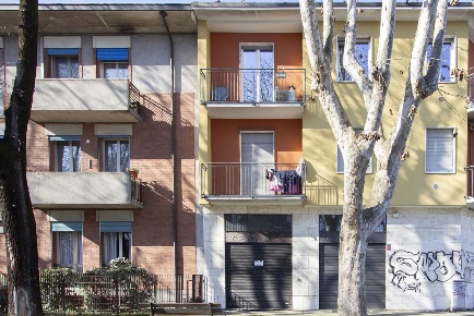 Foto Negozio in Viale Margherita 20, Cusano Milanino di 80 m² con 2 locali