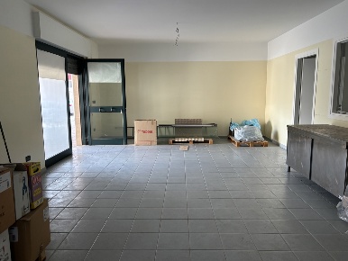 Foto Negozio a Termoli Centro di 91 m² con 2 locali in vendita
