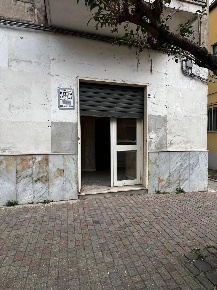 Foto Negozio a Battipaglia Centro di 30 m² in affitto