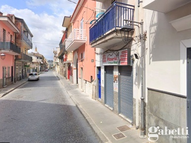 Foto Negozio in Via ABATE FELICE TOSCANO 00, Pomigliano d'Arco Centro