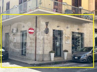 Foto Attività commerciale in Via milano 44, Avola Centro di 80 m²