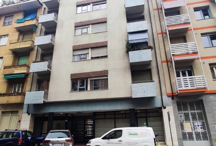 Foto Negozio in Via Alfiano 6, Torino Santa Rita di 85 m² in vendita