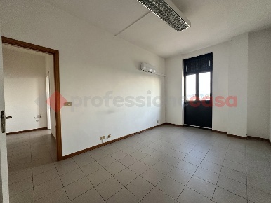 Foto Ufficio in del Maspino, Arezzo Quarata di 18 m² con 1 locali