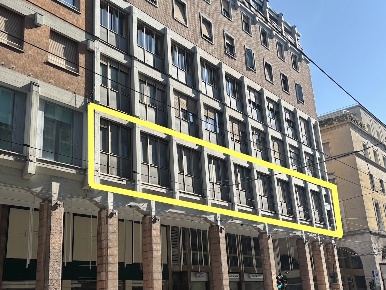 Foto Ufficio in Via Mazzini 3, Parma Centro Storico di 275 m² con 1 locali