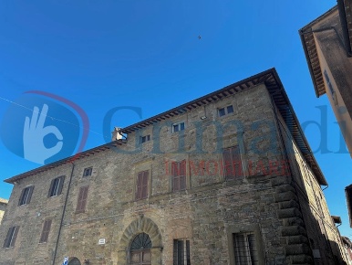 Foto Ufficio in Piazza cavour 1, Bettona Centro di 1400 m² con 5 locali