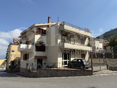 Foto Negozio in Ettore padovano, Corbara di 70 m² con 2 locali in affitto