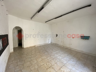 Foto Negozio a Livorno Coteto di 45 m² con 2 locali in vendita