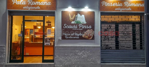 Foto Attività commerciale in Via Appia 1351, Minturno Centro di 70 m²