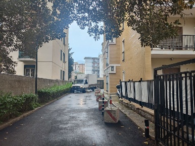 Foto Magazzino in Viale Strasburgo 279, Palermo San Lorenzo di 80 m²