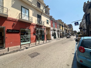 Foto Negozio in Merolla, Marano di Napoli Centro di 40 m² con 1 locali