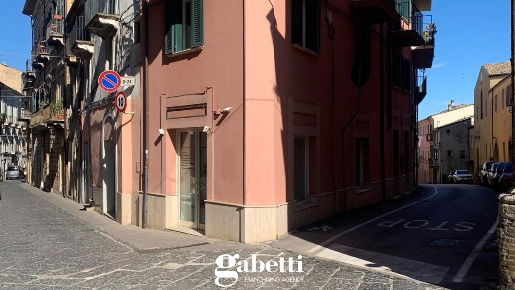 Foto Negozio in Corso Roma s.n.c, Lanciano Centro di 50 m² in vendita