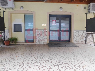 Foto Ufficio in Corso G. Sedati s/n, Sesto Campano Selvotta di 100 m²