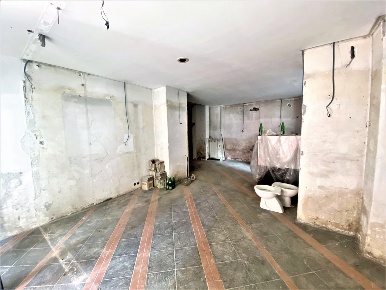 Foto Negozio in Bergamo, Roma Salario - Porta Pia di 65 m² in affitto