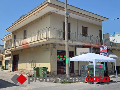 Foto Negozio in Corso Vittorio Emanuele 404, Taranto Talsano - San Donato