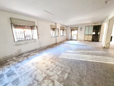 Foto Magazzino in Via Dei Piccioni 40, Catania Ballo - Cibele di 102 m²