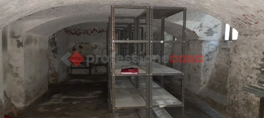 Foto Magazzino in Viale MONZA 109, Milano Rovereto di 54 m² con 2 locali