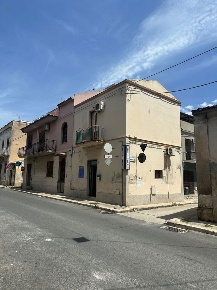 Foto Ufficio in Via dante 31, Avola Centro di 70 m² con 3 locali in vendita