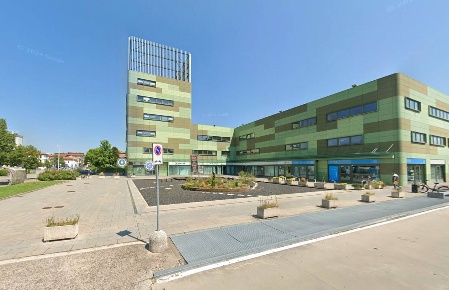 Foto Locale commerciale a Conegliano Centro di 199 m² con 2 locali