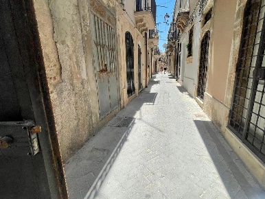 Foto Magazzino in Via dione 180, Siracusa Ortigia di 29 m² con 1 locali