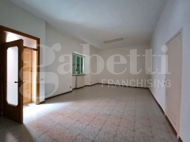 Foto Ufficio in Via dei pescatori 43, Lecco Pescarenico di 60 m² in affitto
