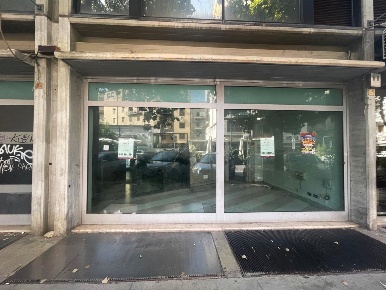 Foto Magazzino in Via Messina 17- 17A, Palermo Politeama - Ruggiero Settimo