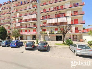Foto Laboratorio in Via DELLE GINESTRE 00, Casalnuovo di Napoli Centro