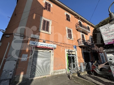 Foto Negozio in Via massimo d'azeglio 3, Marino Centro di 42 m² in vendita