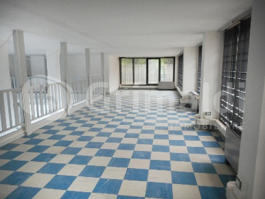 Foto Ufficio a Padova San Bellino - San Filippo Neri di 293 m² con 1 locali