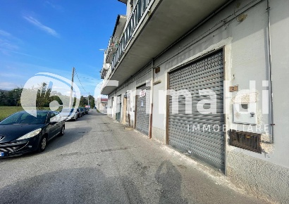 Foto Attività commerciale in Via Via Vittorio Alfieri 0, Pagliarone