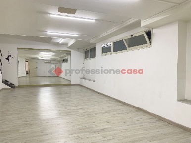 Foto Magazzino in Viale Vittorio Veneto 235, Catania Vulcania - Sanzio
