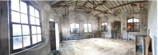 Foto Magazzino in Mazzini, Follonica Centro di 101 m² con 1 locali