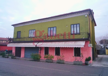 Foto Ristorante a Candiana Centro di 393 m² in vendita